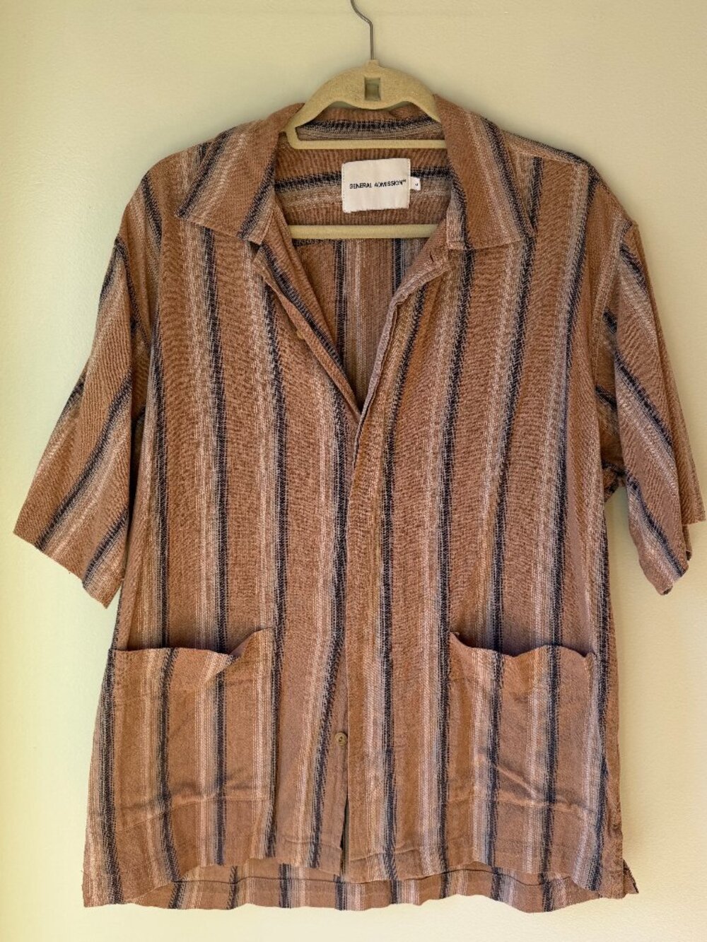 General Admission Men's Fly Front Vacation Shirt in Beige Stripe- L